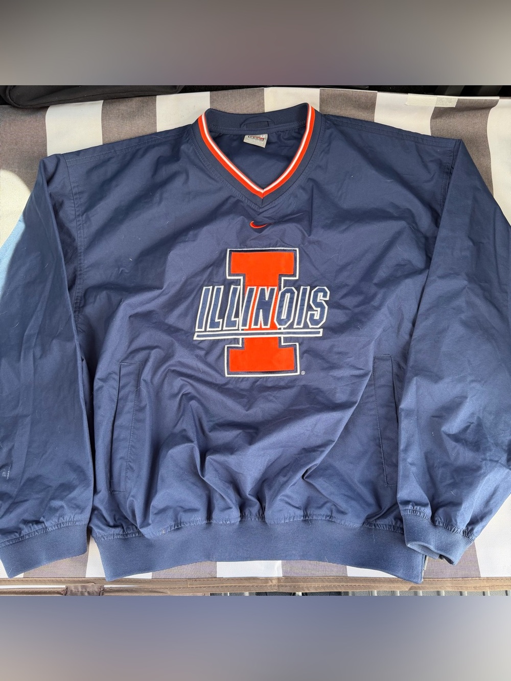 Nike Navy Pullover with Orange Illinois 'I' Logo Size M Used